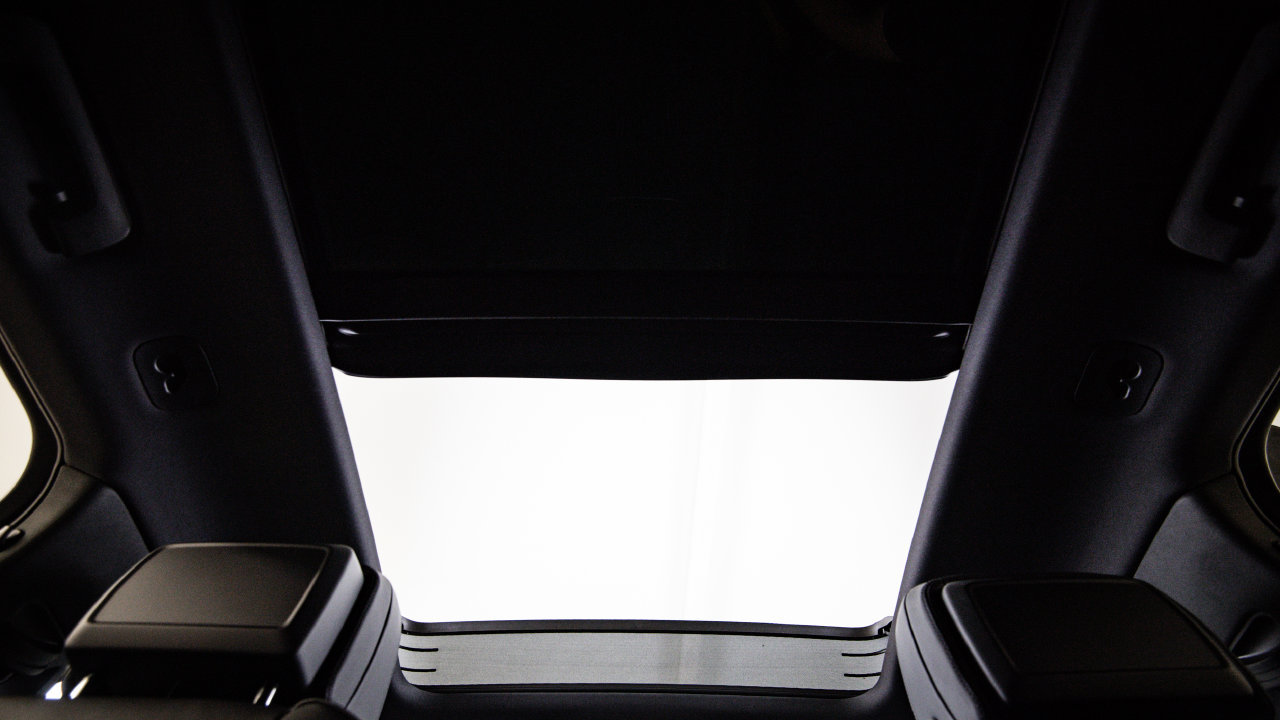 Certified 2026 Porsche Macan S AWD/4WD image 30