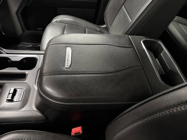 Used 2025 GMC Sierra 2500 Denali w/ Technology Package AWD/4WD image 22