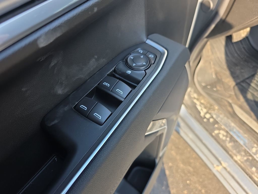 New 2026 GMC Sierra 1500 SLE image 13