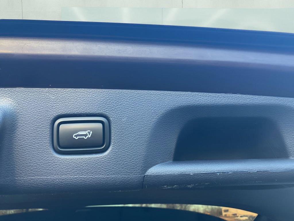 Used 2023 Hyundai Palisade Calligraphy image 16