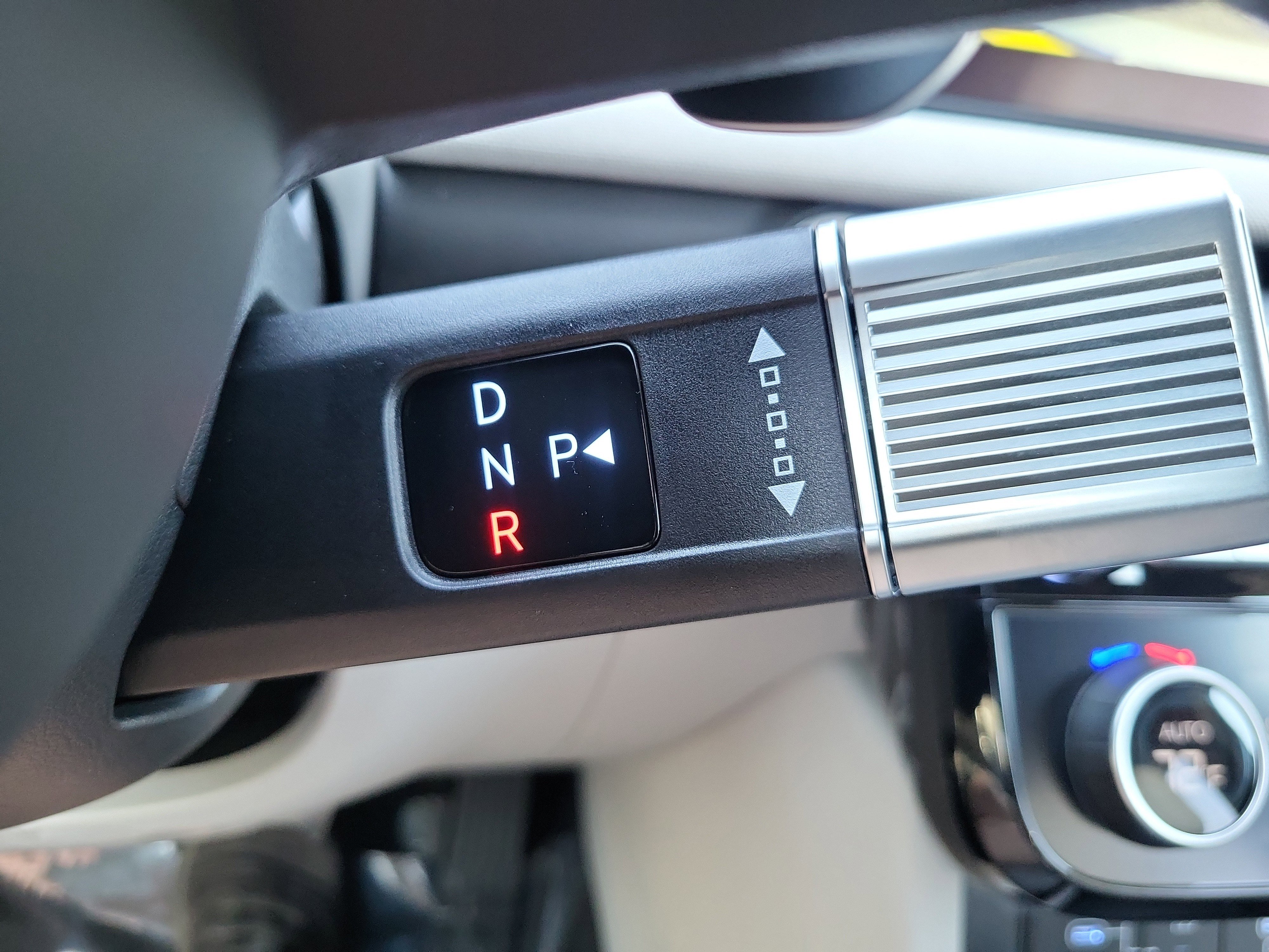 New 2025 Hyundai Tucson Limited image 21