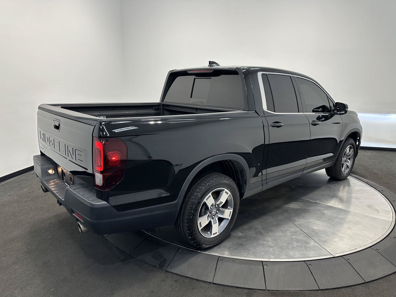 Certified 2024 Honda Ridgeline RTL image 7
