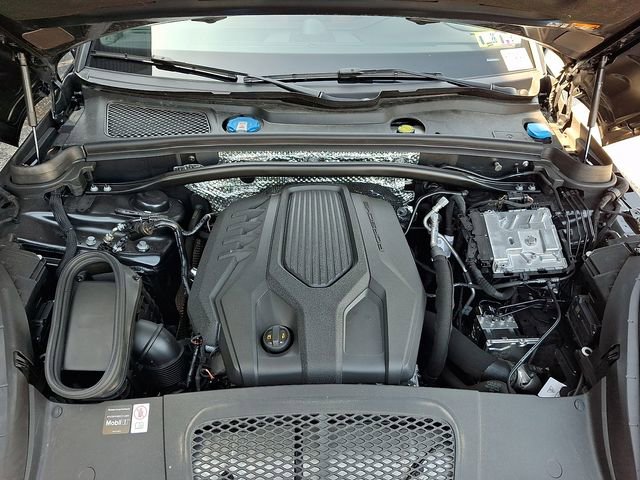 Used 2026 Porsche Macan AWD/4WD image 31
