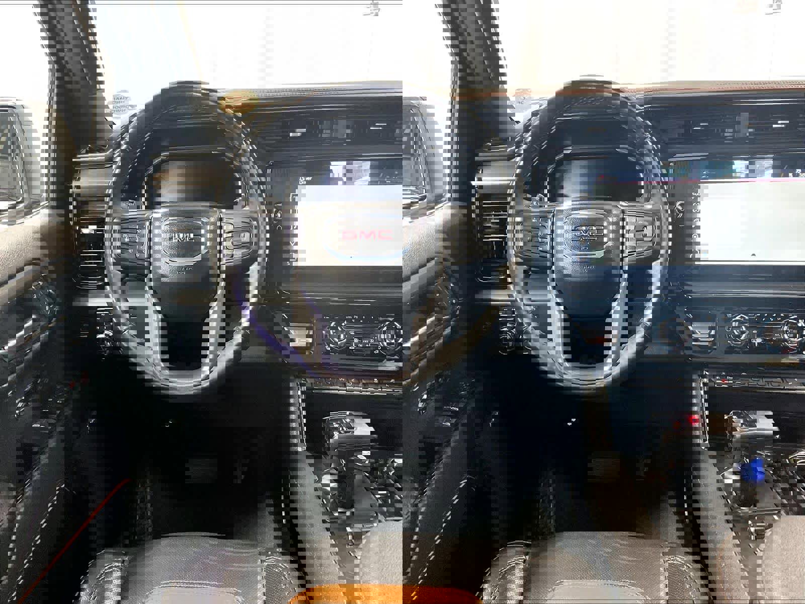 Used 2024 GMC Sierra 1500 AT4 w/ Technology Package image 15