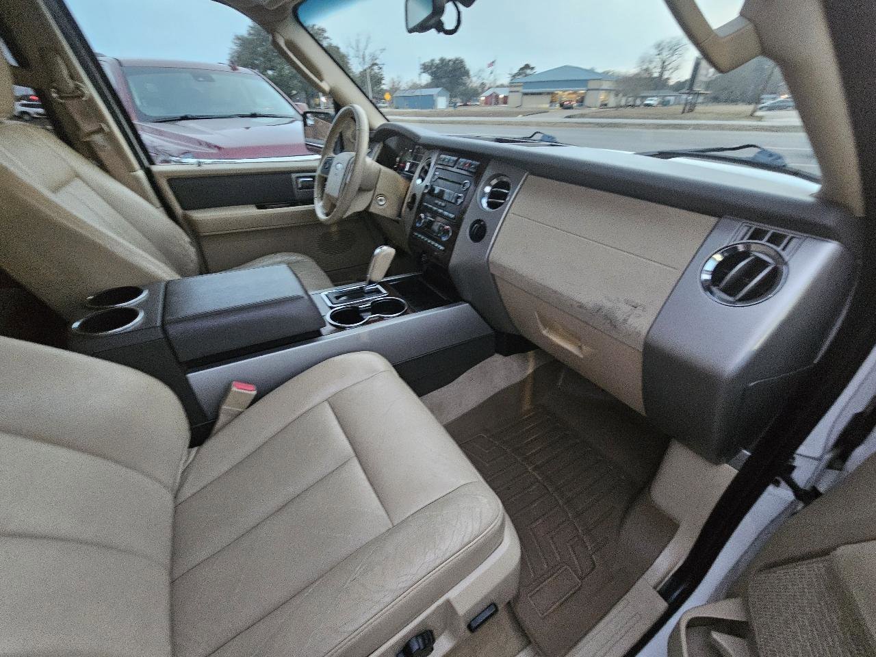 Used 2012 Ford Expedition EL XLT image 18