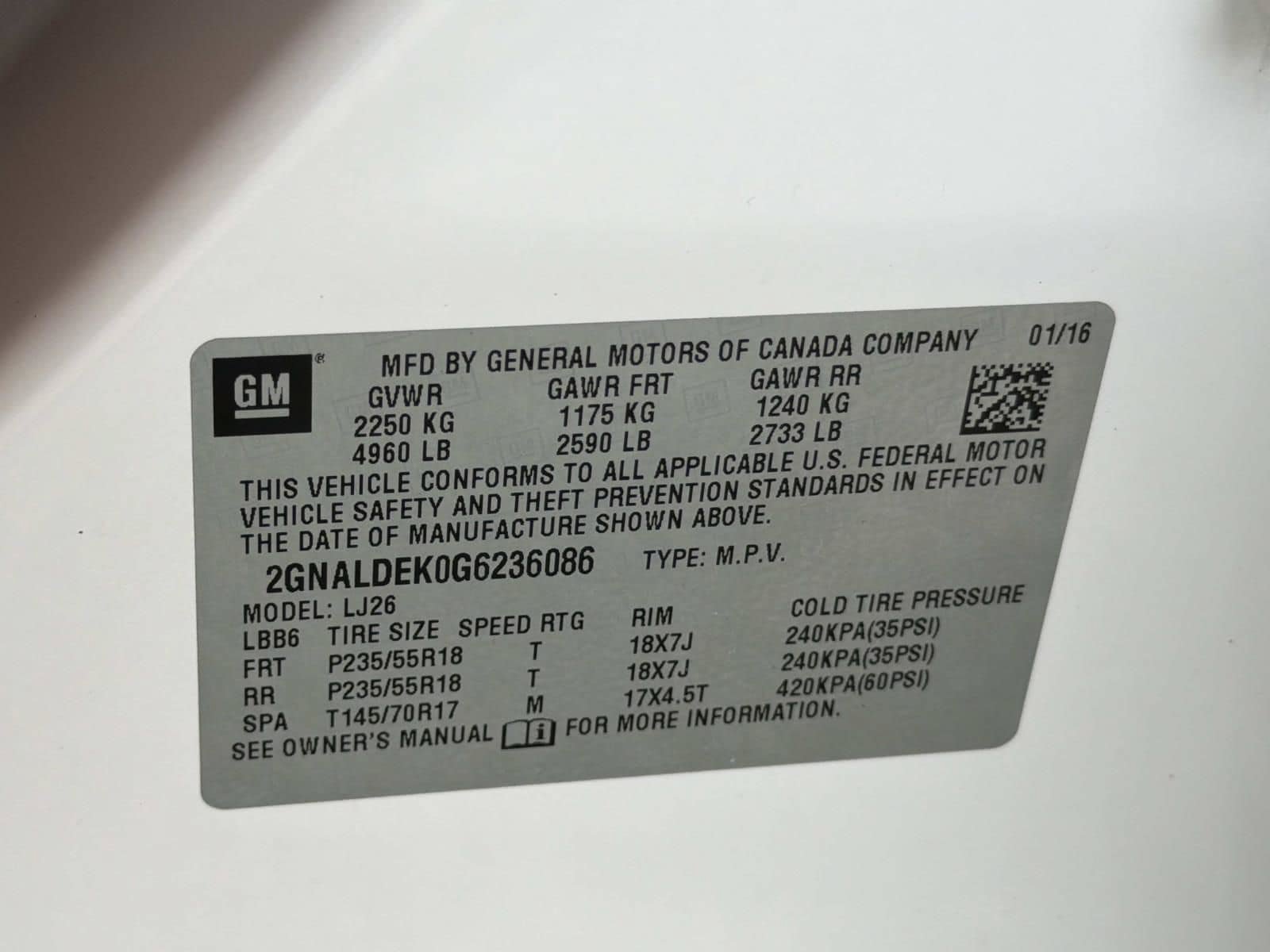 Used 2016 Chevrolet Equinox LTZ w/ Enhanced Convenience Package FWD image 35