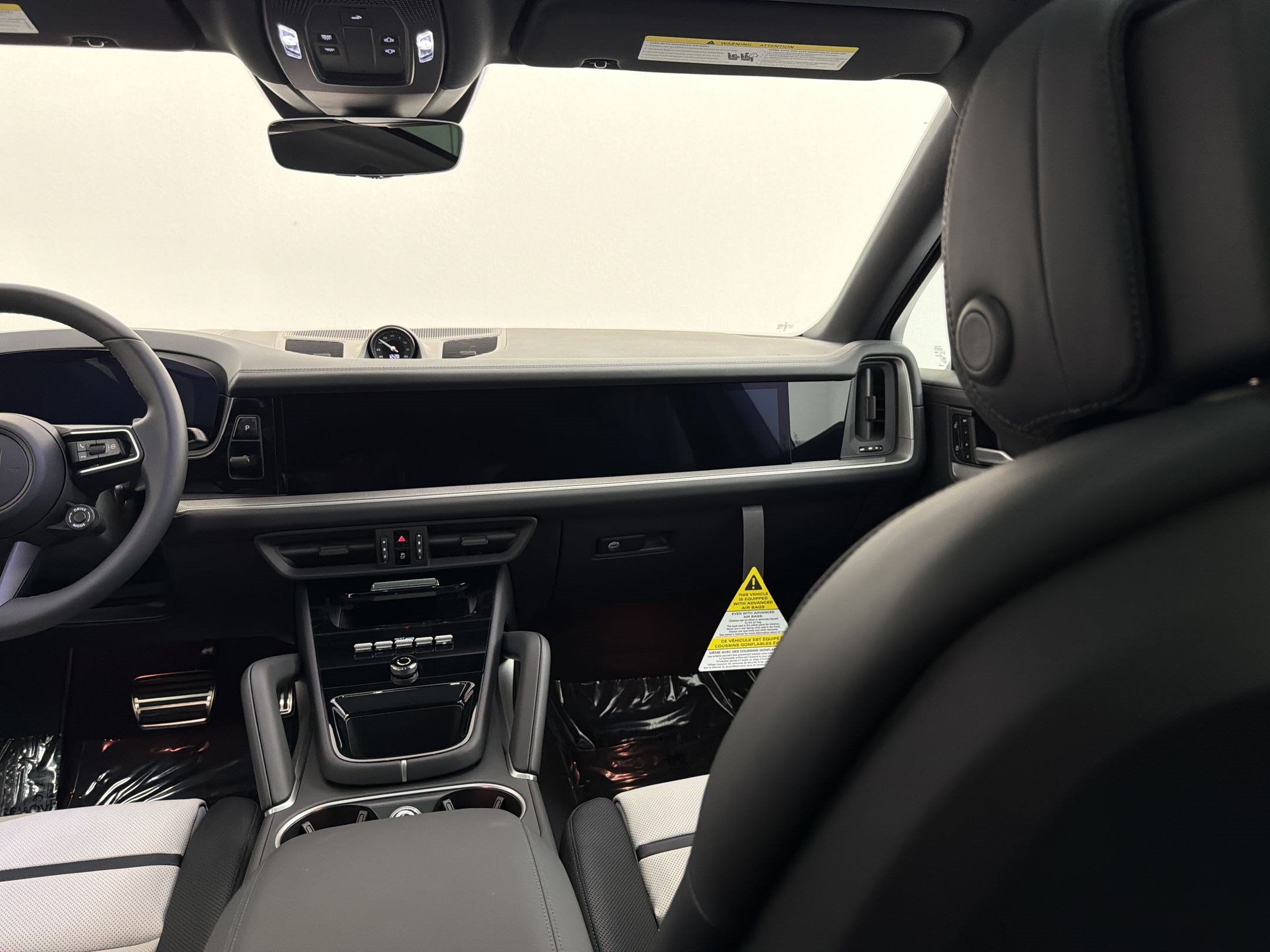 New 2026 Porsche Cayenne Coupe AWD/4WD image 28