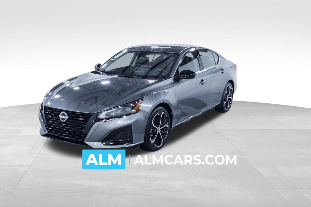 Used 2025 Nissan Altima 2.5 SR