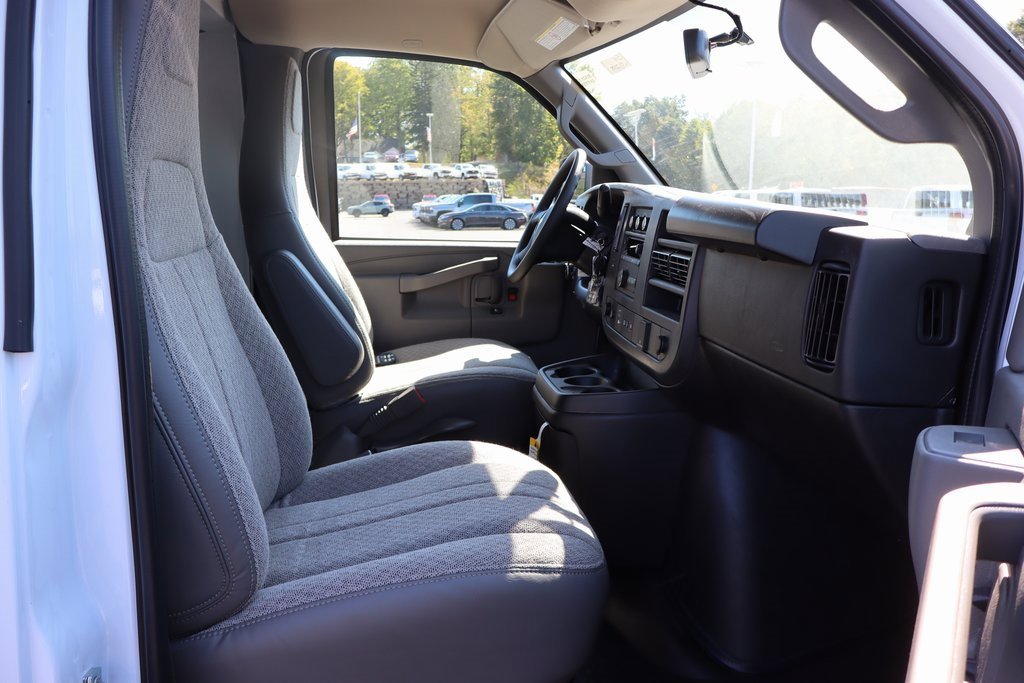 New 2025 Chevrolet Express 3500 w/ Power Convenience Package image 24