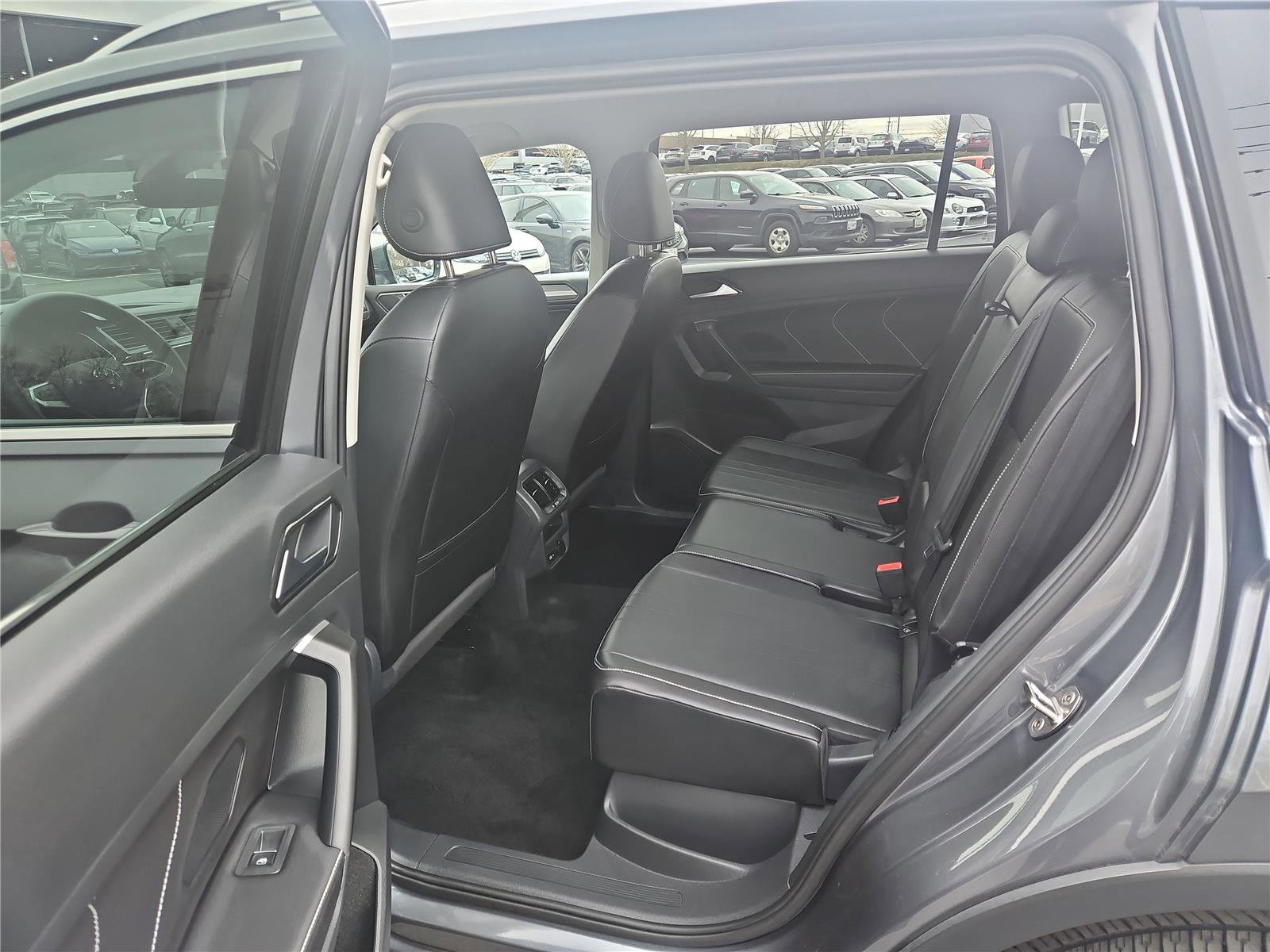 Certified 2024 Volkswagen Tiguan SE image 26