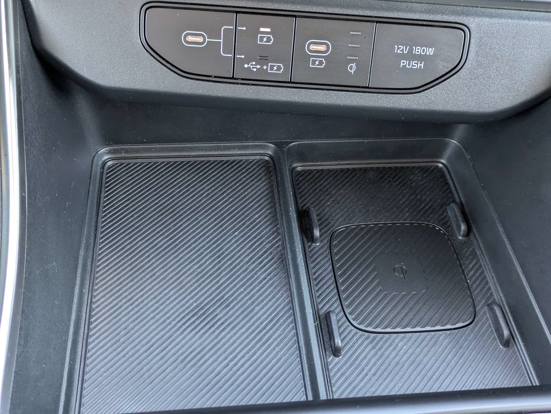 Certified 2025 Kia Carnival EX FWD image 27
