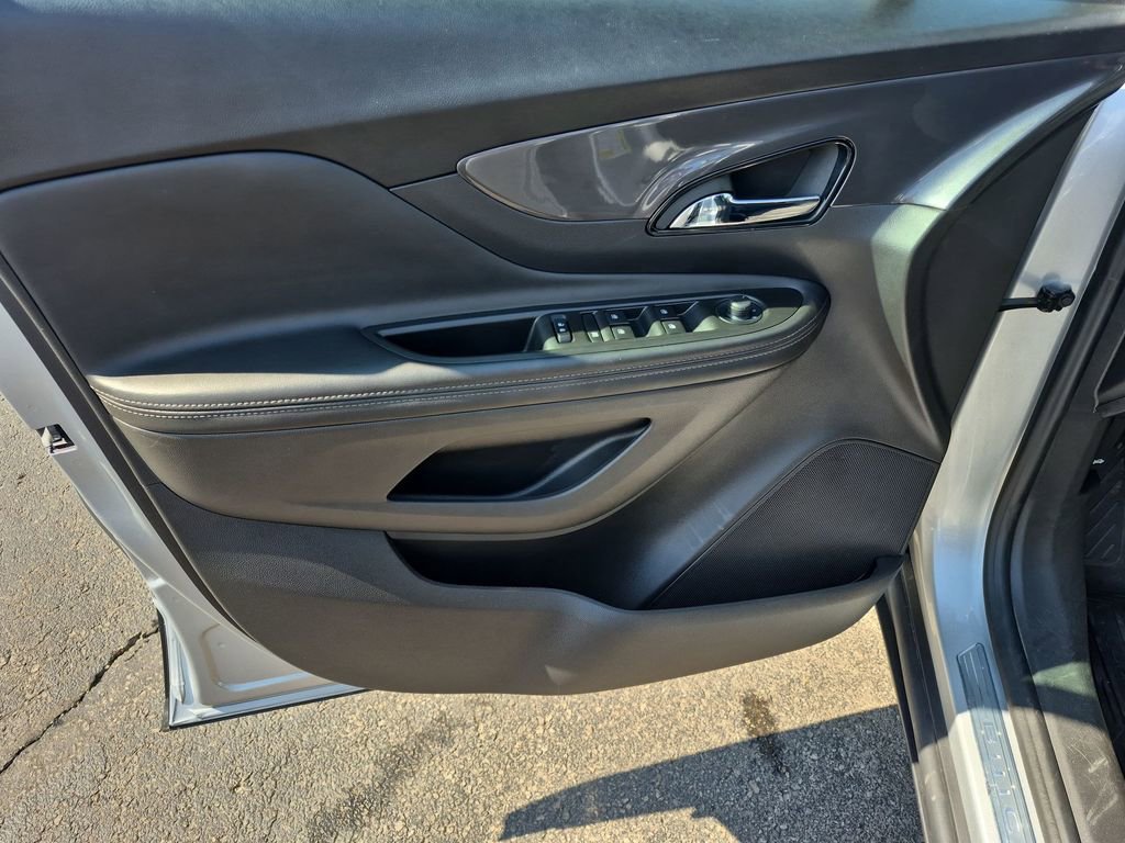 Certified 2022 Buick Encore Preferred w/ Safety Package image 24