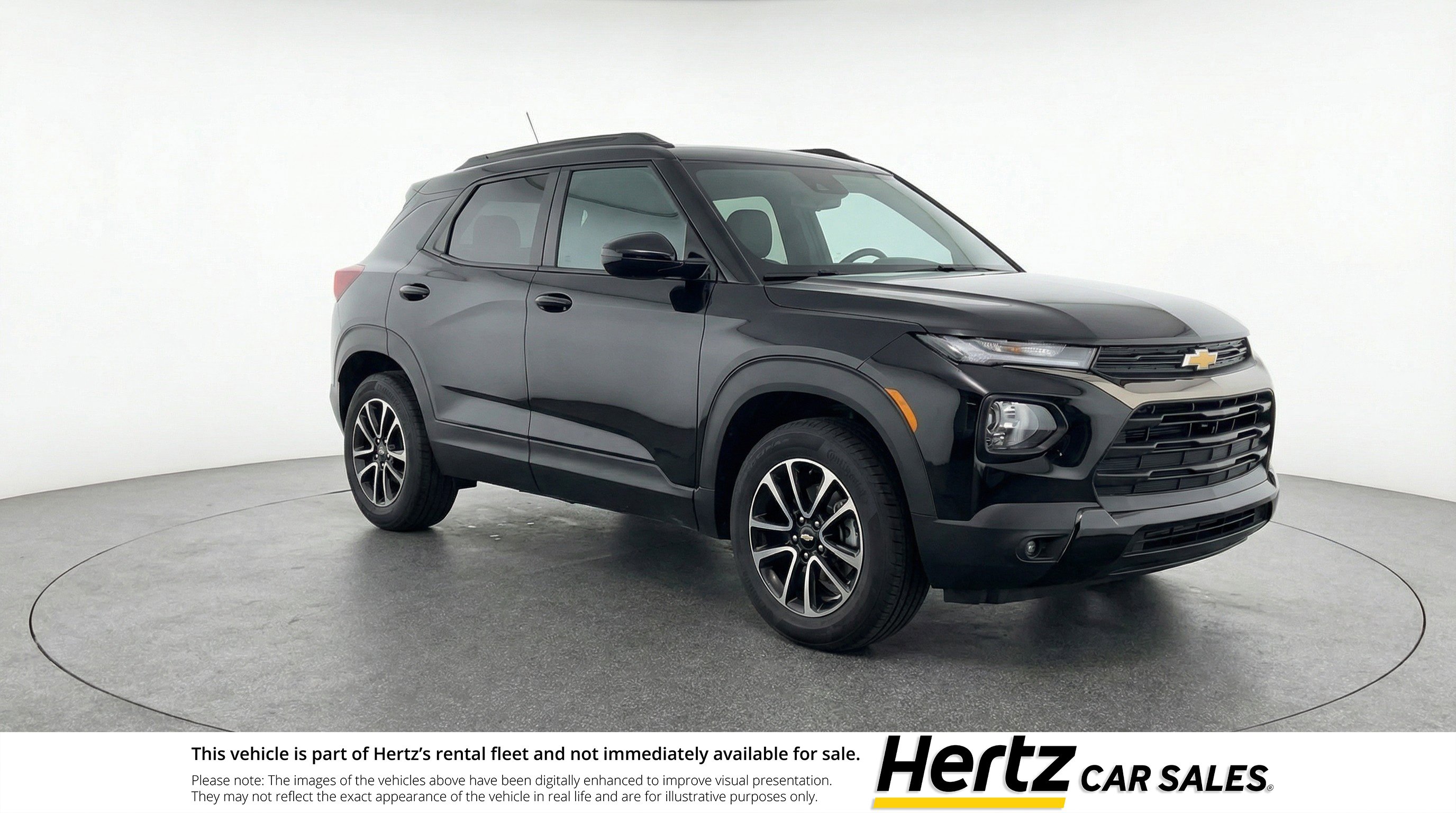 Used 2025 Chevrolet TrailBlazer LT FWD image 1