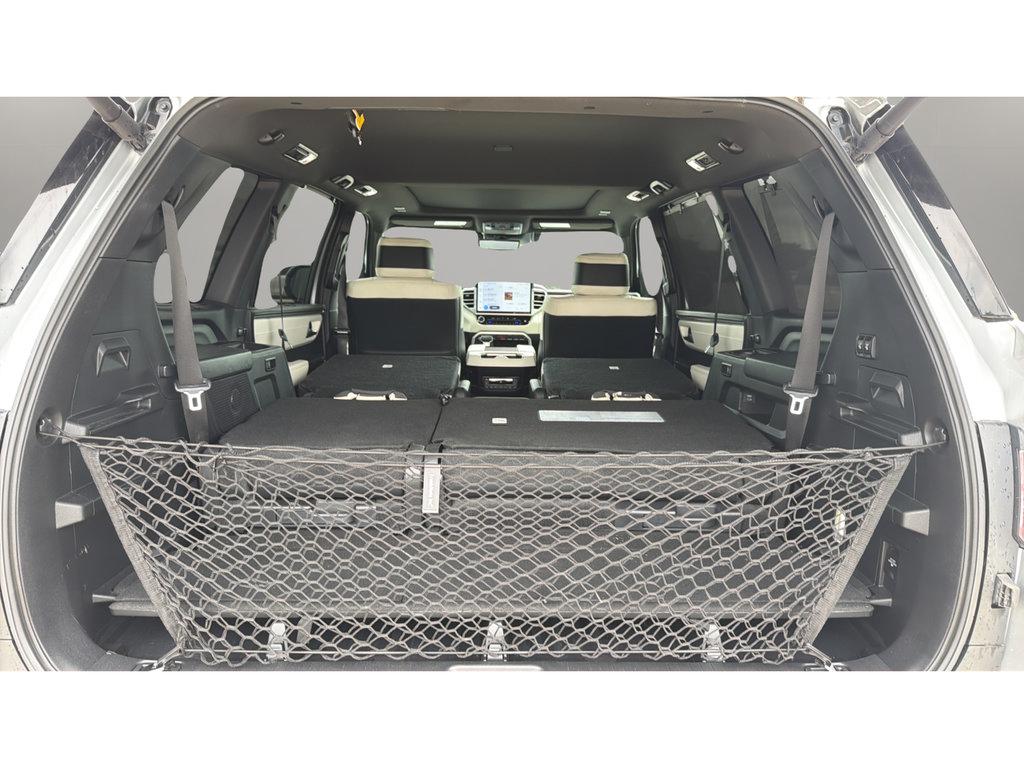 Used 2023 Toyota Sequoia Capstone AWD/4WD image 14