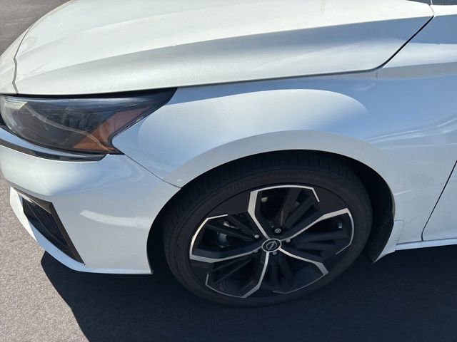 Used 2023 Nissan Altima 2.5 SR image 4