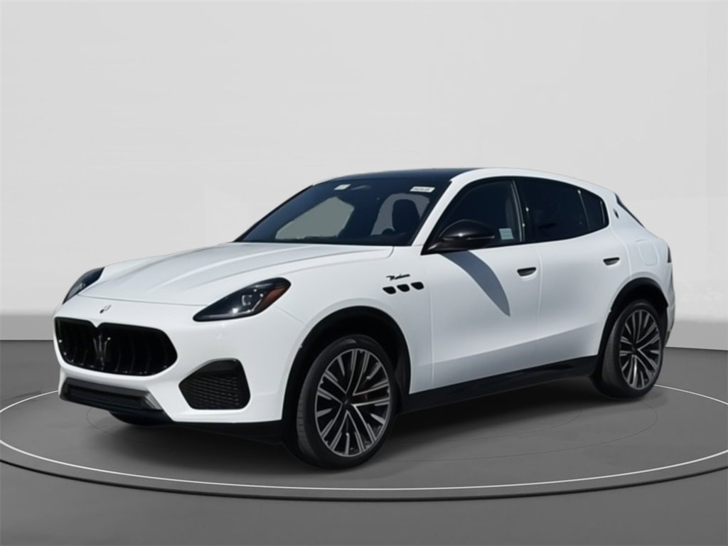 Used 2025 Maserati Grecale Modena image 3