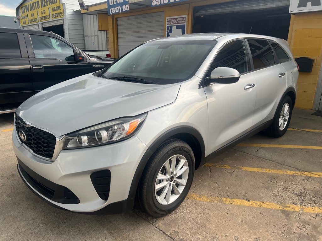 Used 2020 Kia Sorento L FWD image 3