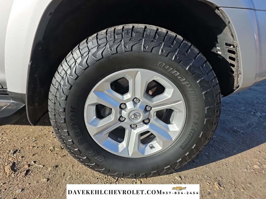 Used 2021 Toyota 4Runner SR5 image 41