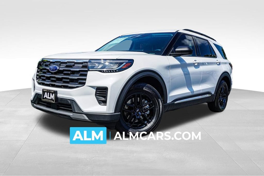 Used 2025 Ford Explorer Active RWD image 1