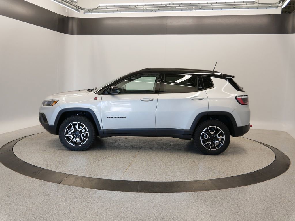 Certified 2024 Jeep Compass Trailhawk image 43