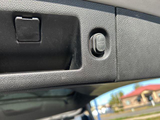 Used 2020 Cadillac Escalade ESV Luxury image 15