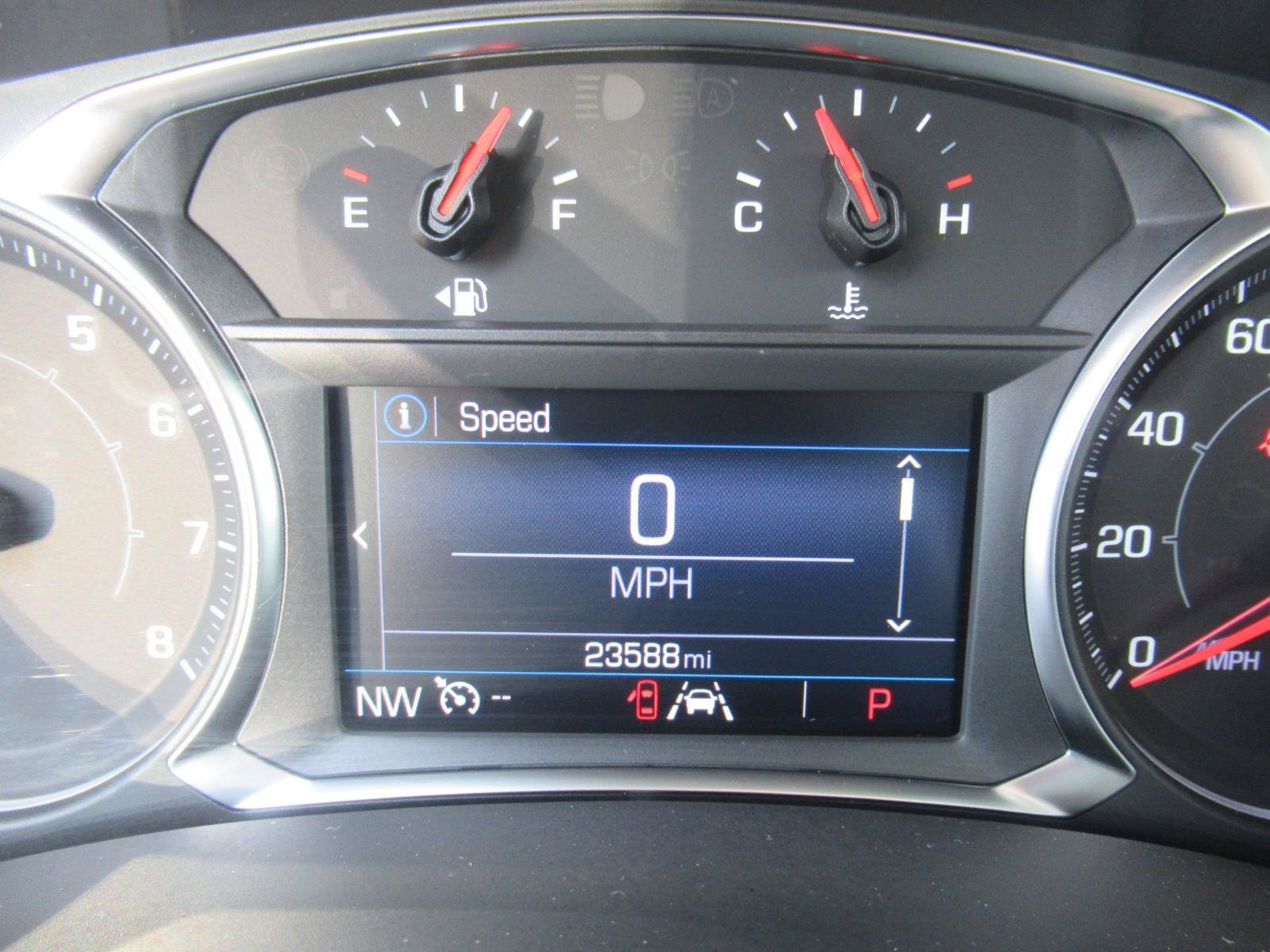 Used 2024 GMC Terrain SLE w/ Driver Convenience Package FWD image 27