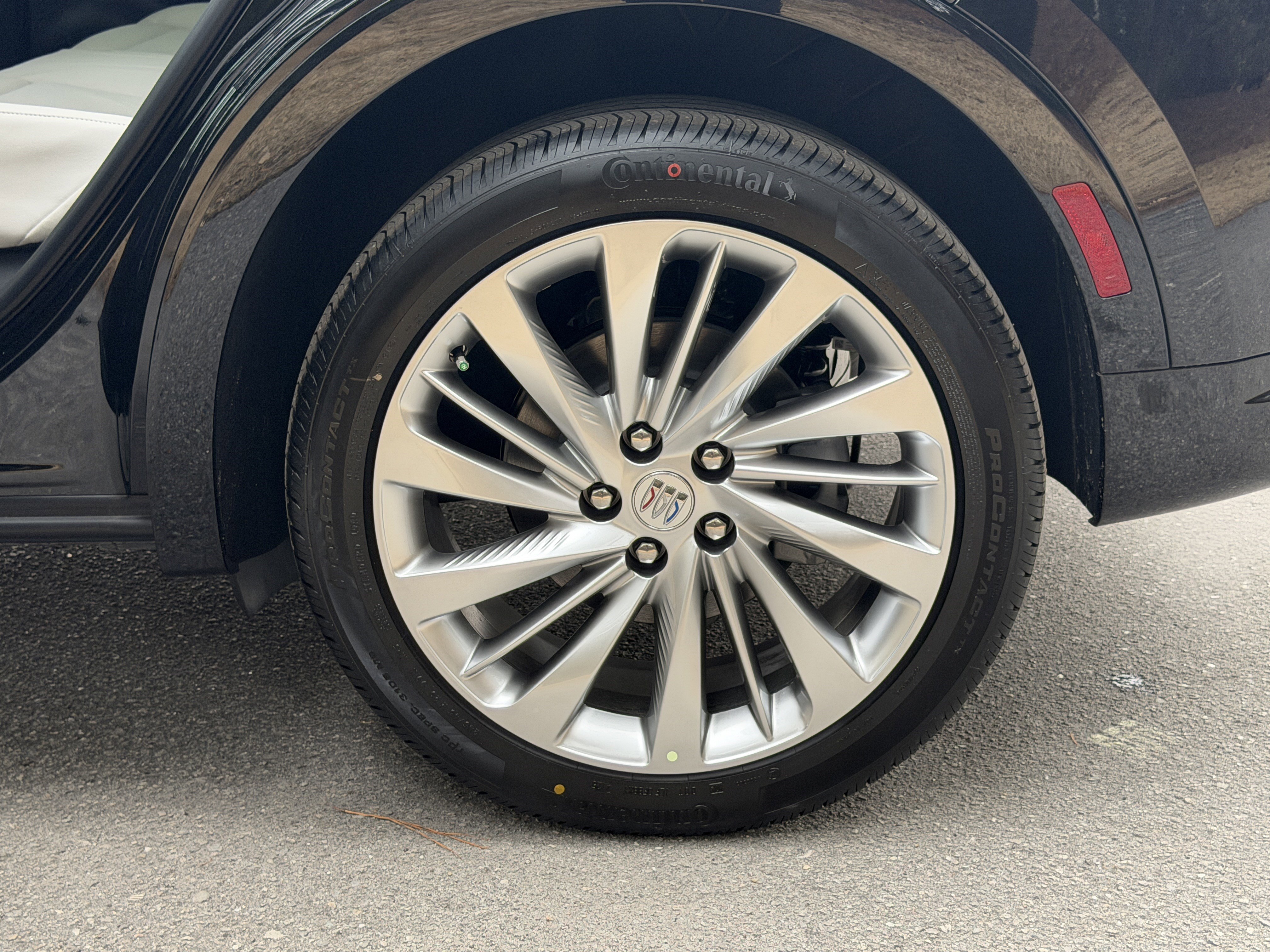 New 2026 Buick Envision Avenir AWD/4WD image 12