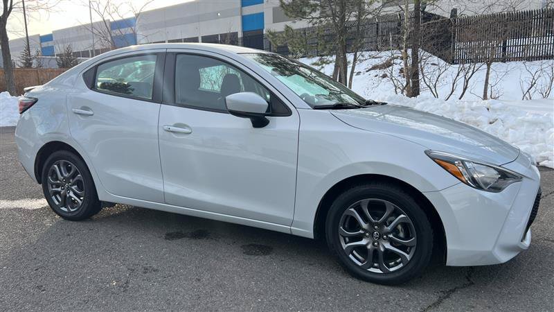Used 2019 Toyota Yaris LE FWD image 12
