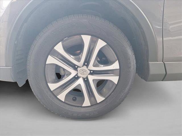 Used 2016 Toyota RAV4 LE image 21