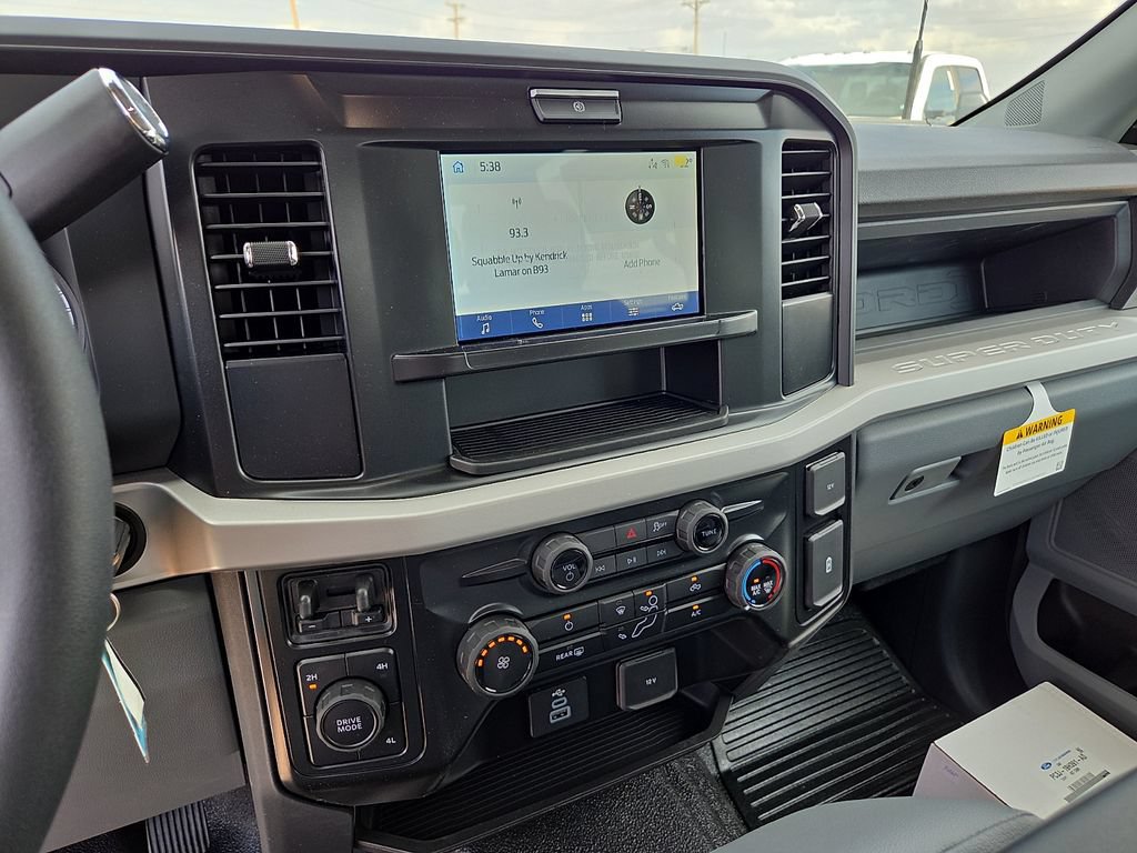New 2026 Ford F350 XL w/ XL Chrome Package AWD/4WD image 24