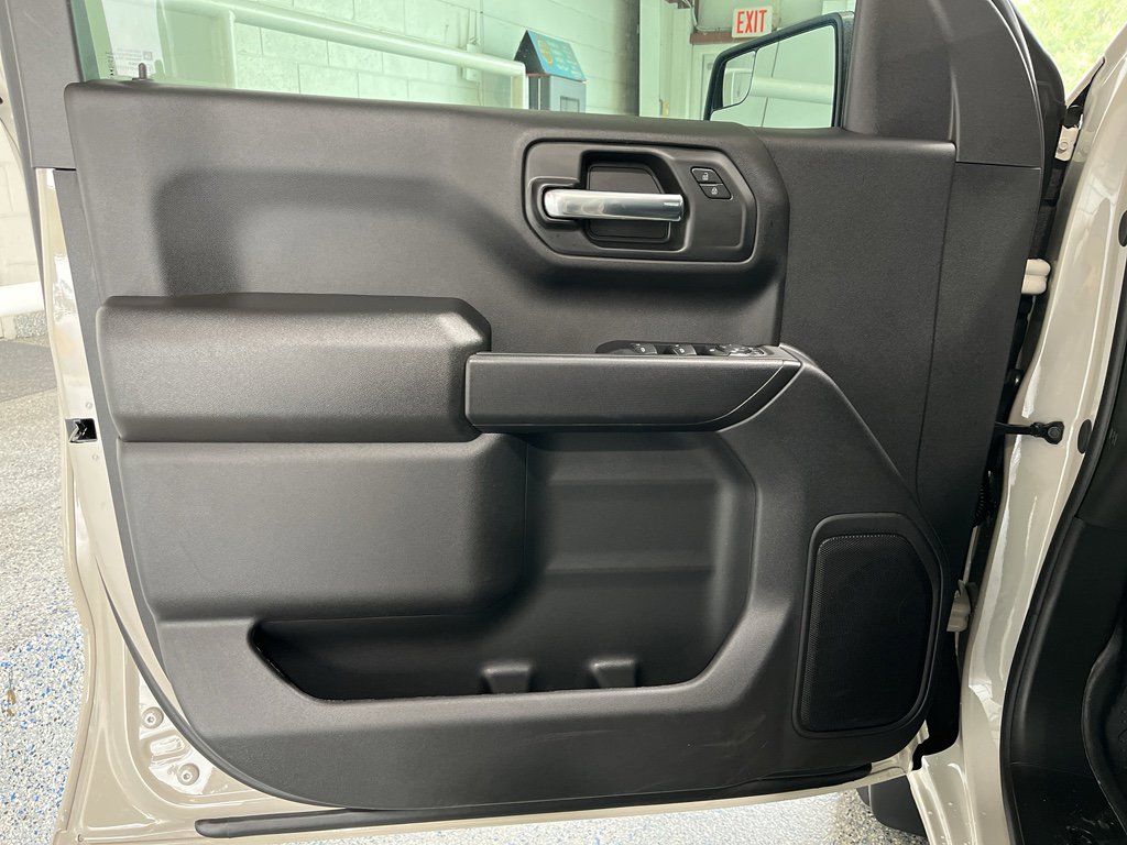 New 2026 Chevrolet Silverado 1500 Custom RWD image 24