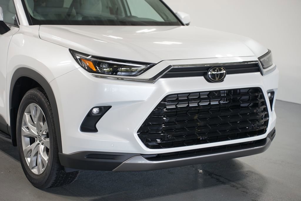 New 2026 Toyota Grand Highlander AWD Hybrid image 4