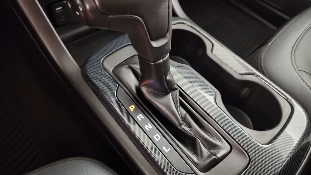 Used 2018 Chevrolet Colorado Z71 AWD/4WD image 23