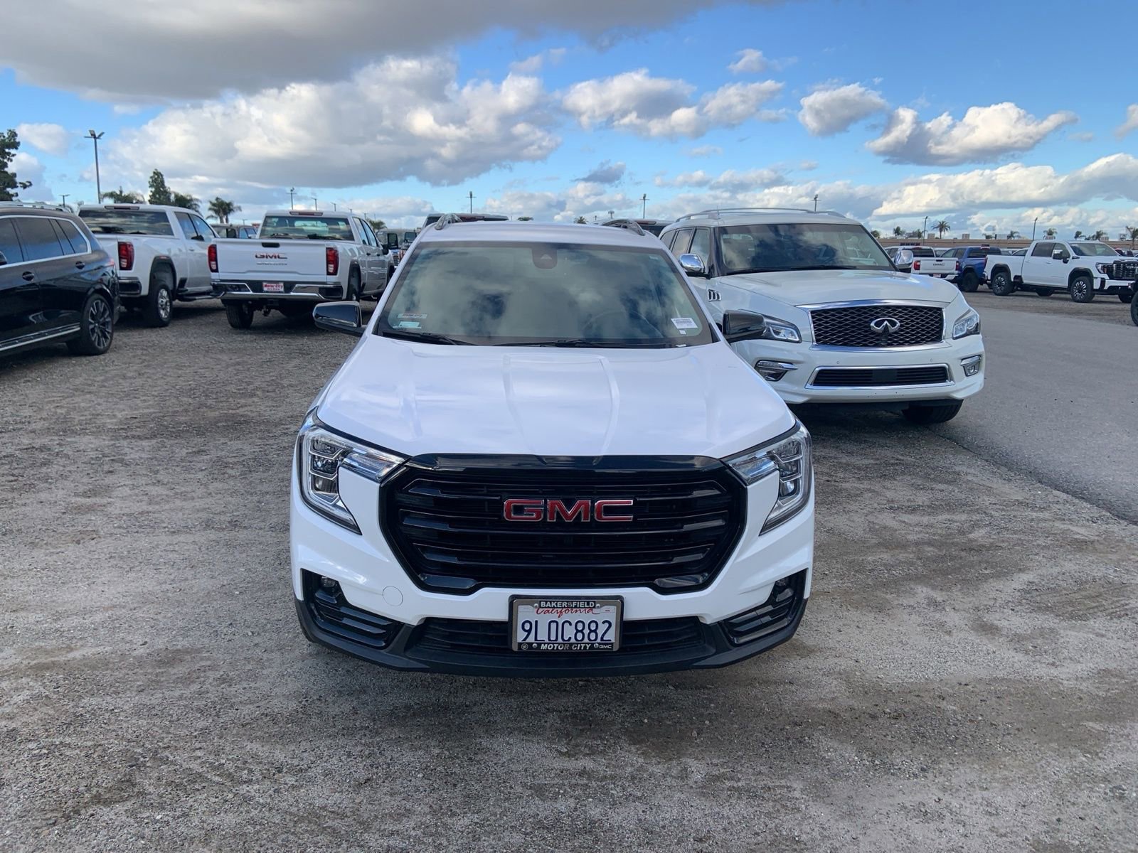 Certified 2023 GMC Terrain SLT w/ Elevation Edition image 2