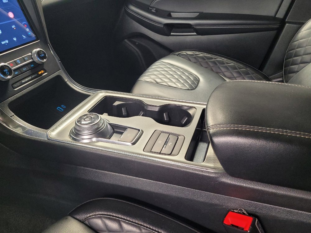 Used 2024 Ford Edge Titanium AWD/4WD image 26