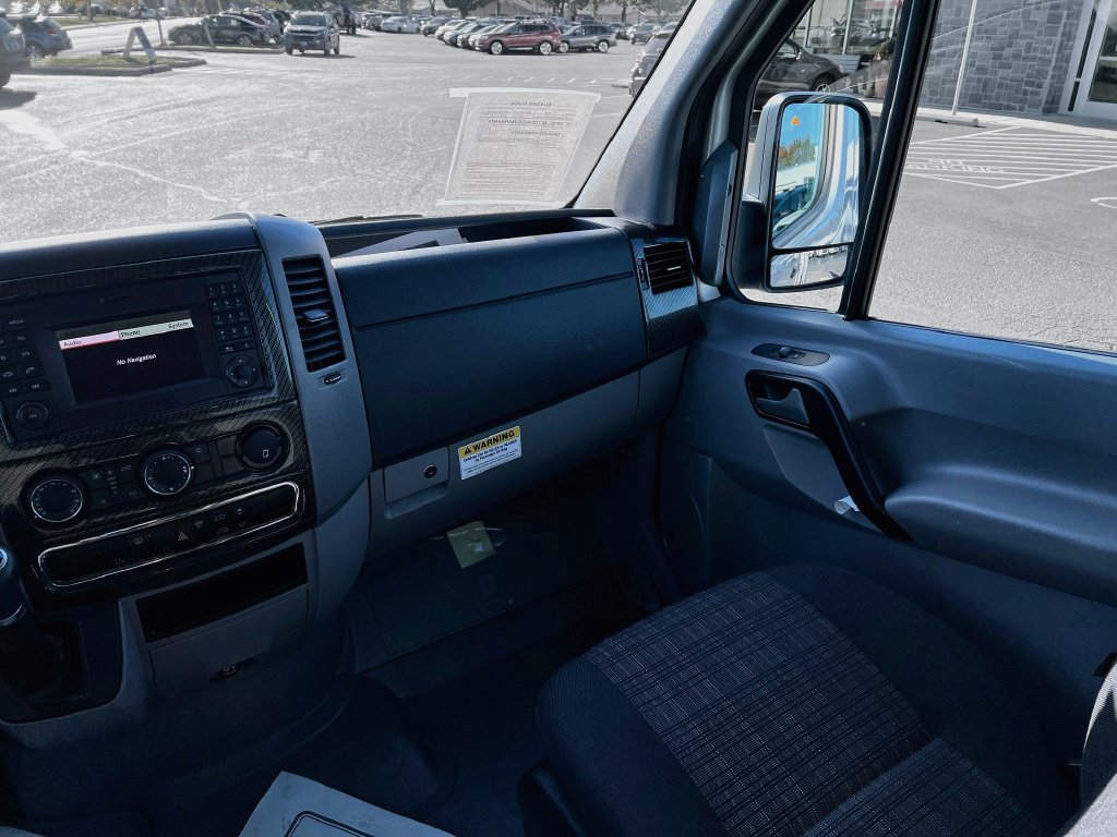 Used 2018 Mercedes-Benz Sprinter 2500 image 24