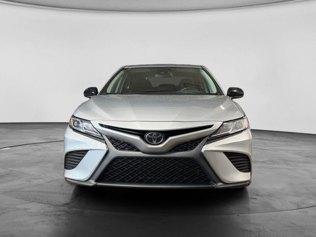Used 2020 Toyota Camry SE image 10