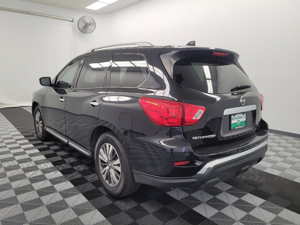 Used 2019 Nissan Pathfinder S image 5