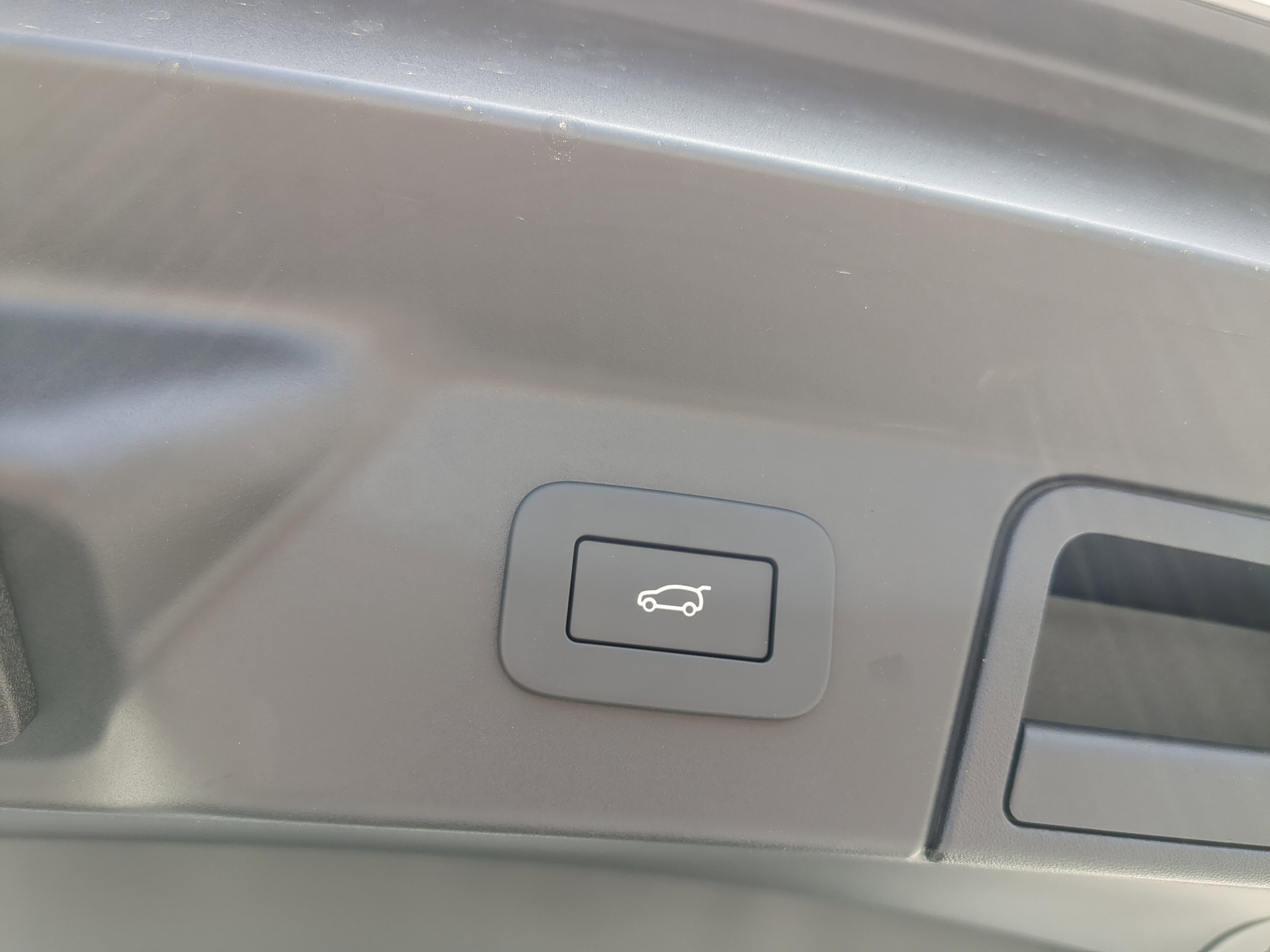 New 2026 Land Rover Range Rover Velar Dynamic SE image 11