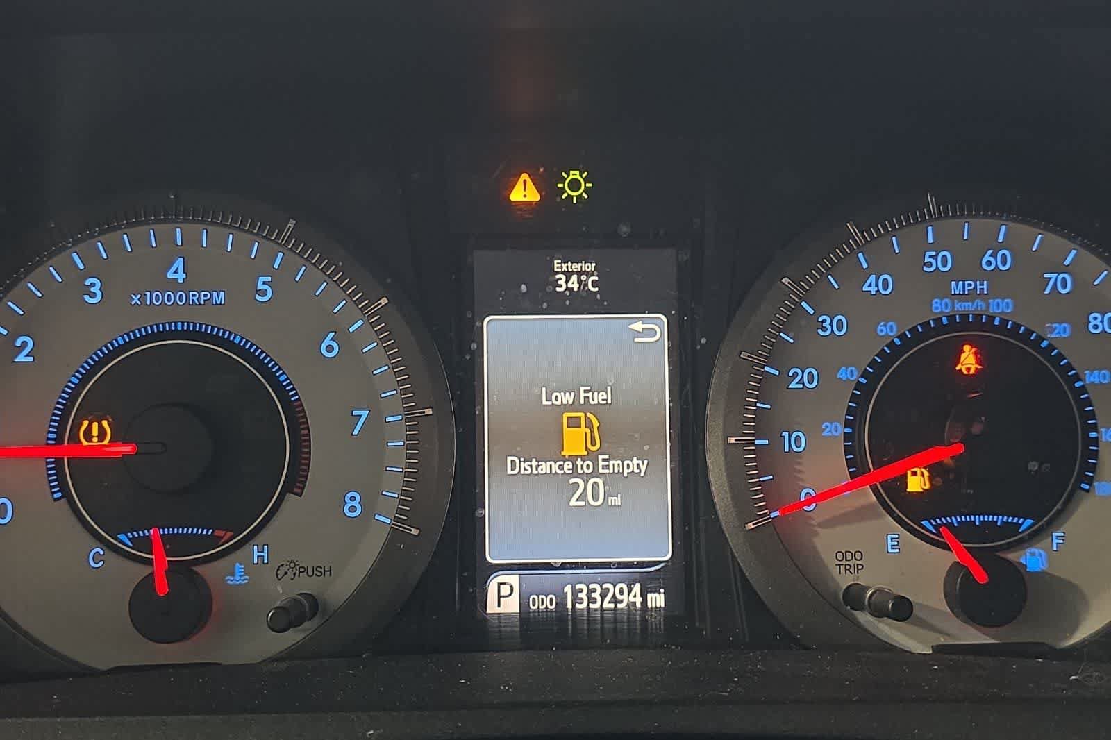 Used 2015 Toyota Sienna SE w/ SE Preferred Package FWD image 25