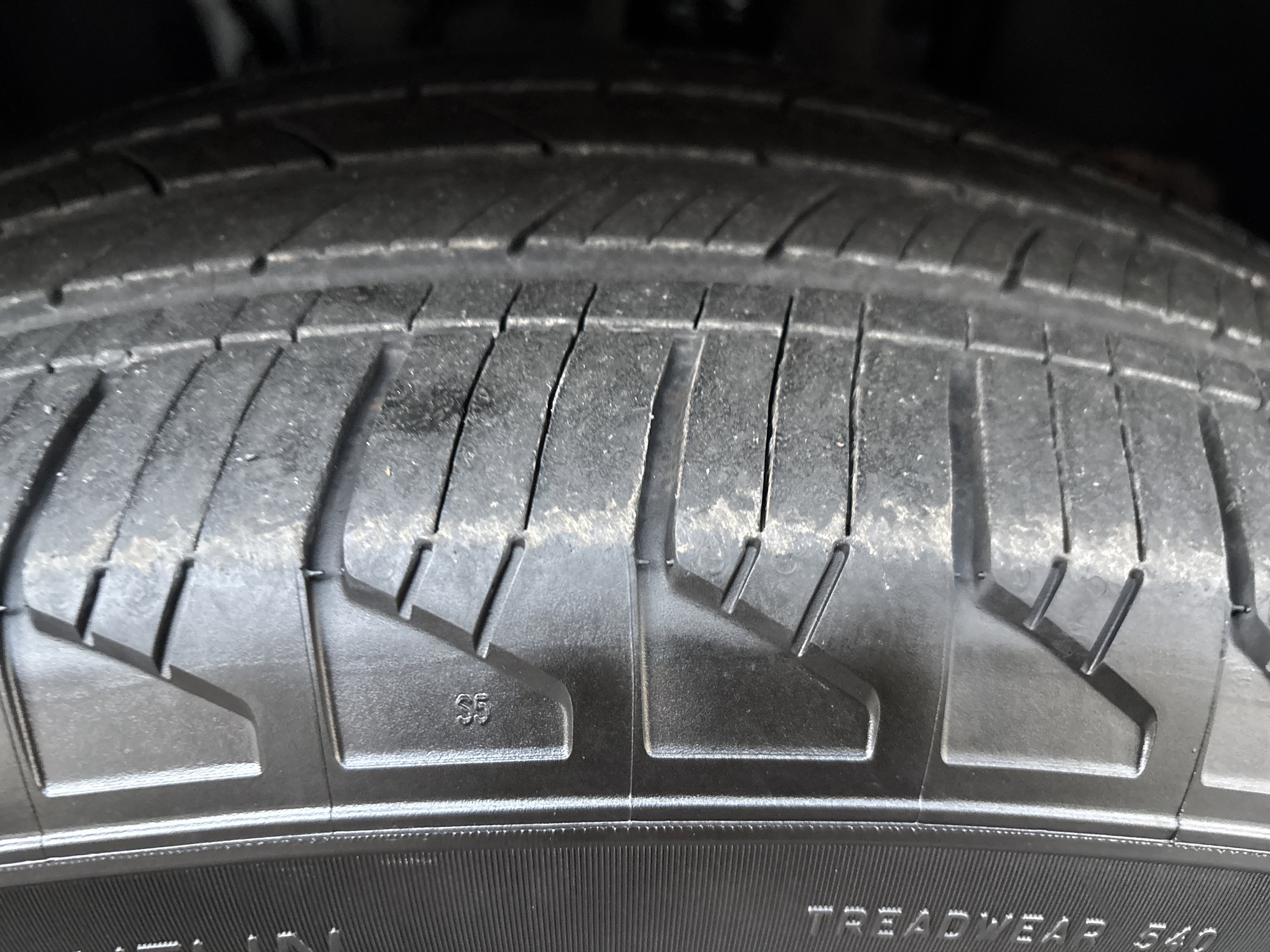 Used 2024 Toyota RAV4 Limited image 12