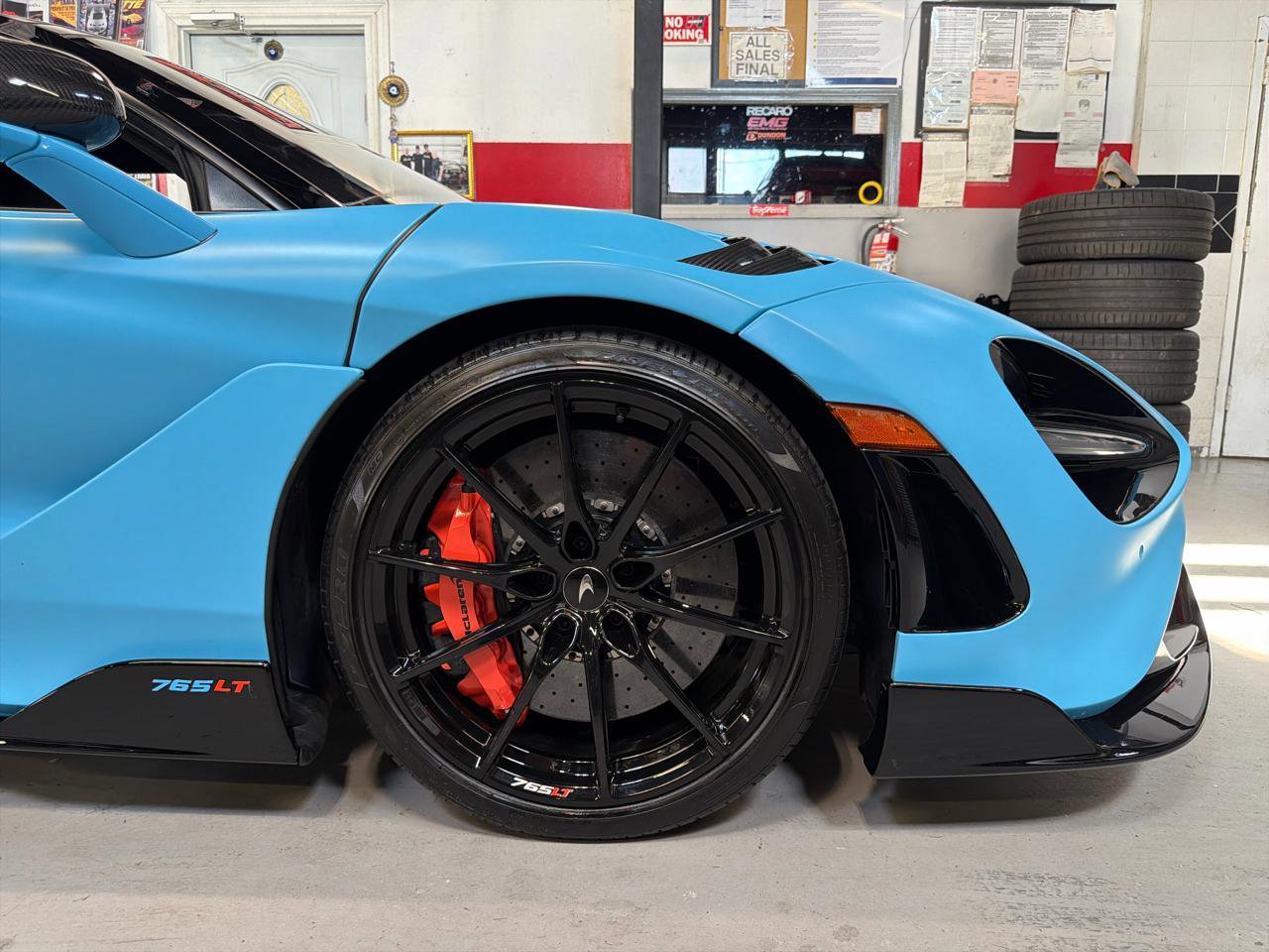 Used 2021 McLaren 765LT RWD image 13