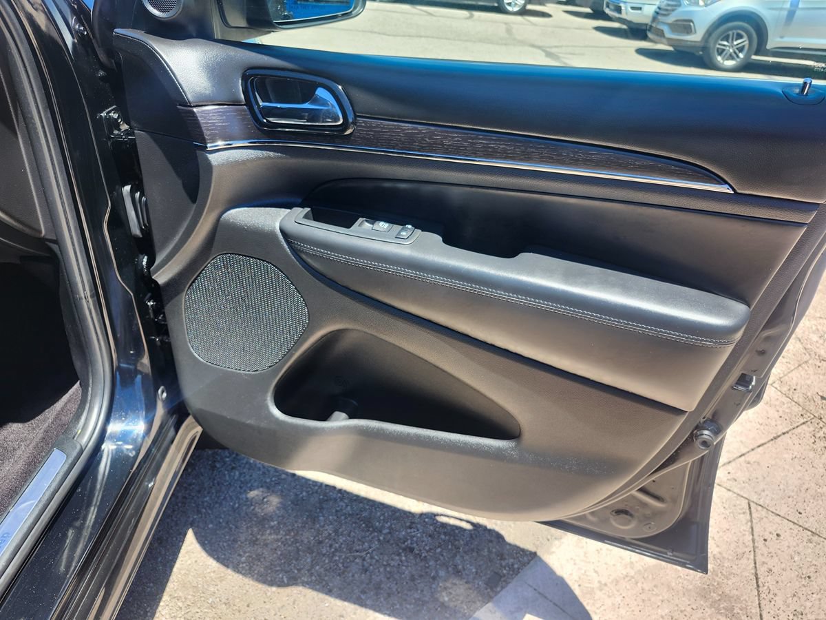 Used 2019 Jeep Grand Cherokee High Altitude AWD/4WD image 18