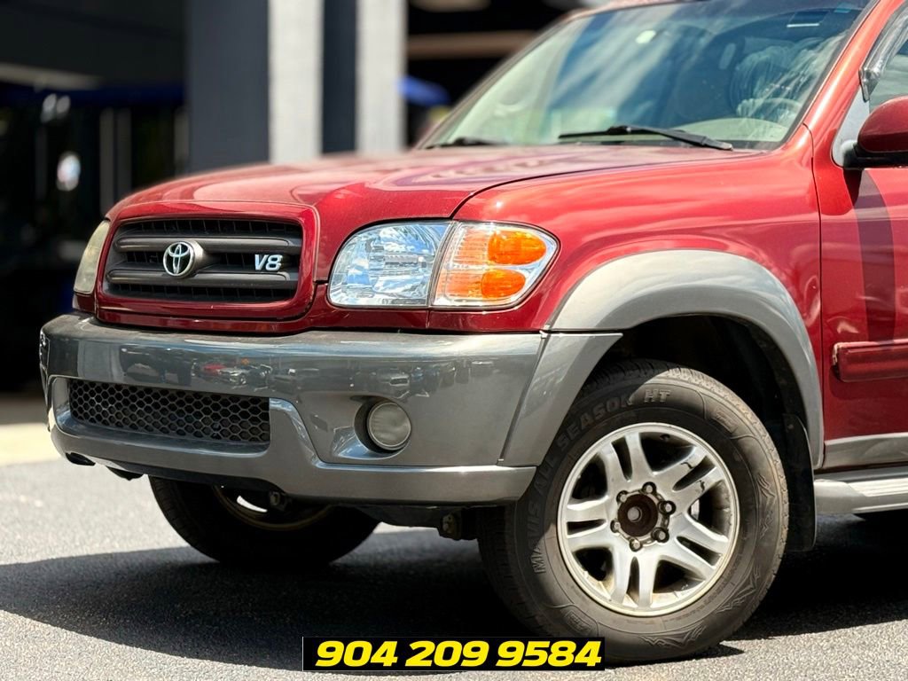 Used 2004 Toyota Sequoia SR5 RWD image 2