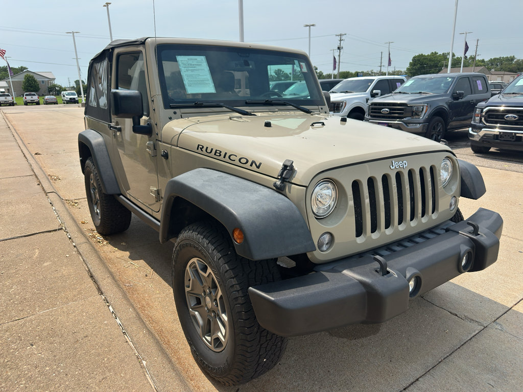 Used 2017 Jeep Wrangler Rubicon w/ Power Convenience Group AWD/4WD image 5