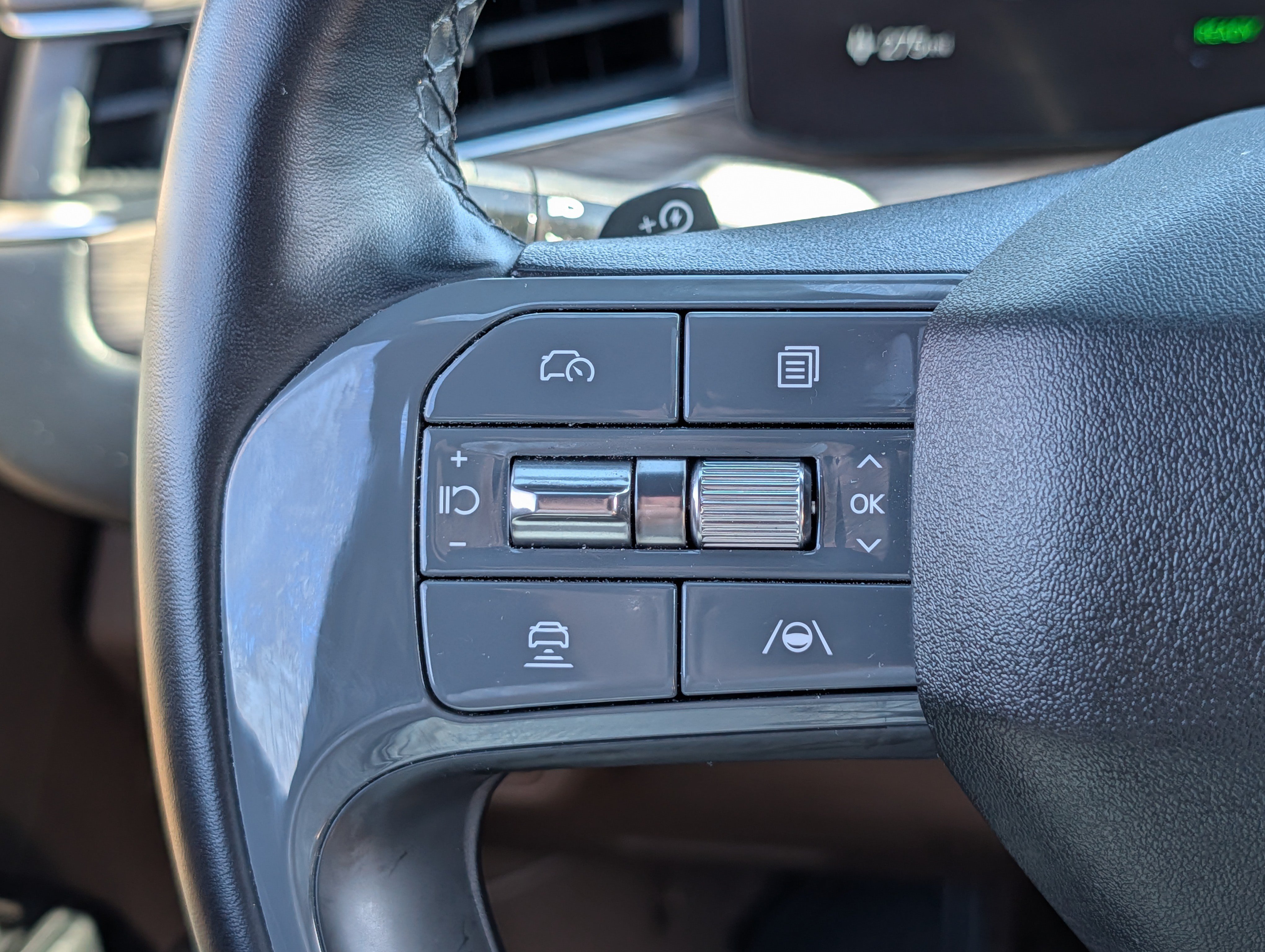 Certified 2024 Kia EV9 Land AWD/4WD image 31