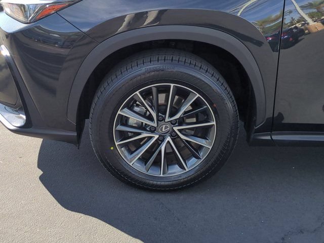 Used 2024 Lexus NX 350h AWD w/ Vision Package image 9