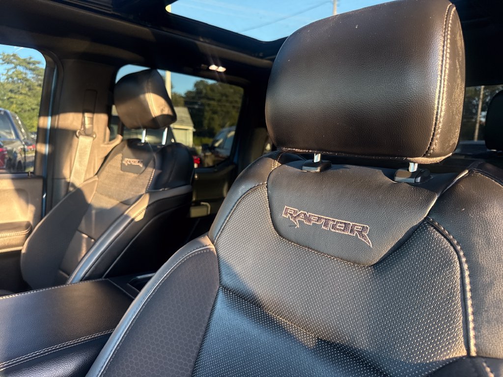 Used 2019 Ford F150 Raptor w/ Equipment Group 802A Luxury AWD/4WD image 37