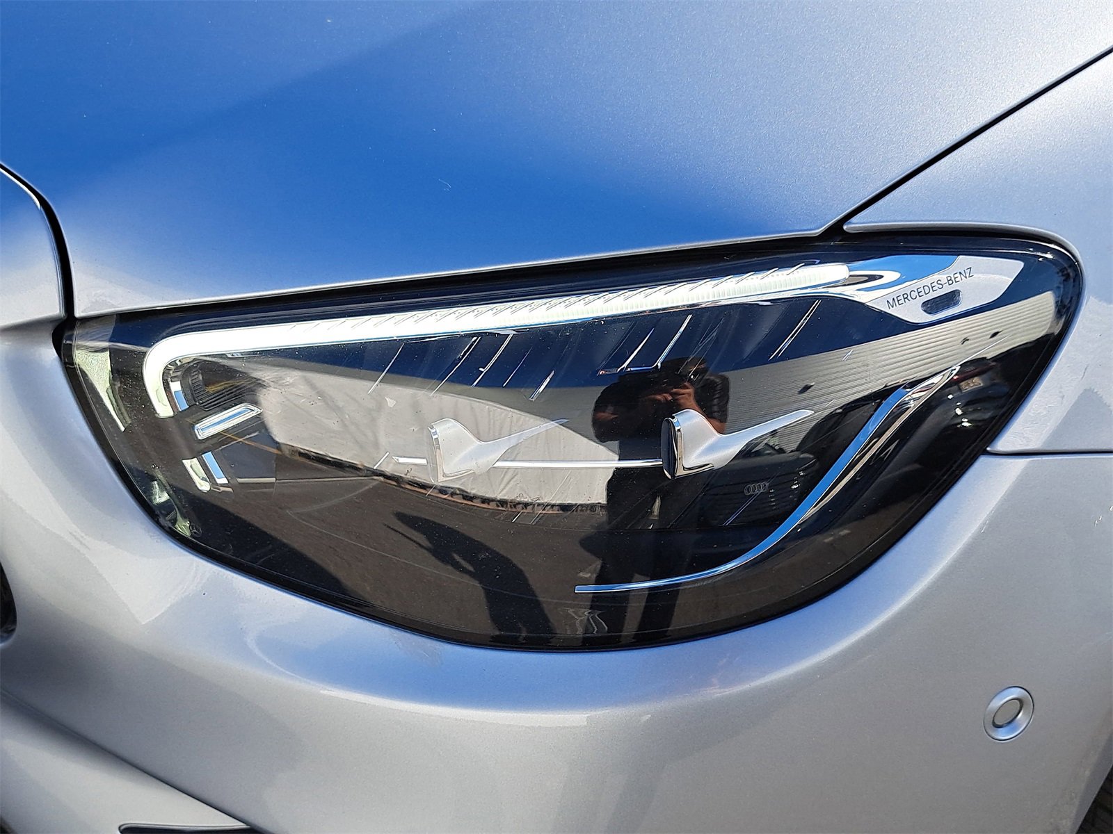 Used 2022 Mercedes-Benz E 350 Sedan w/ AMG Line Exterior image 35