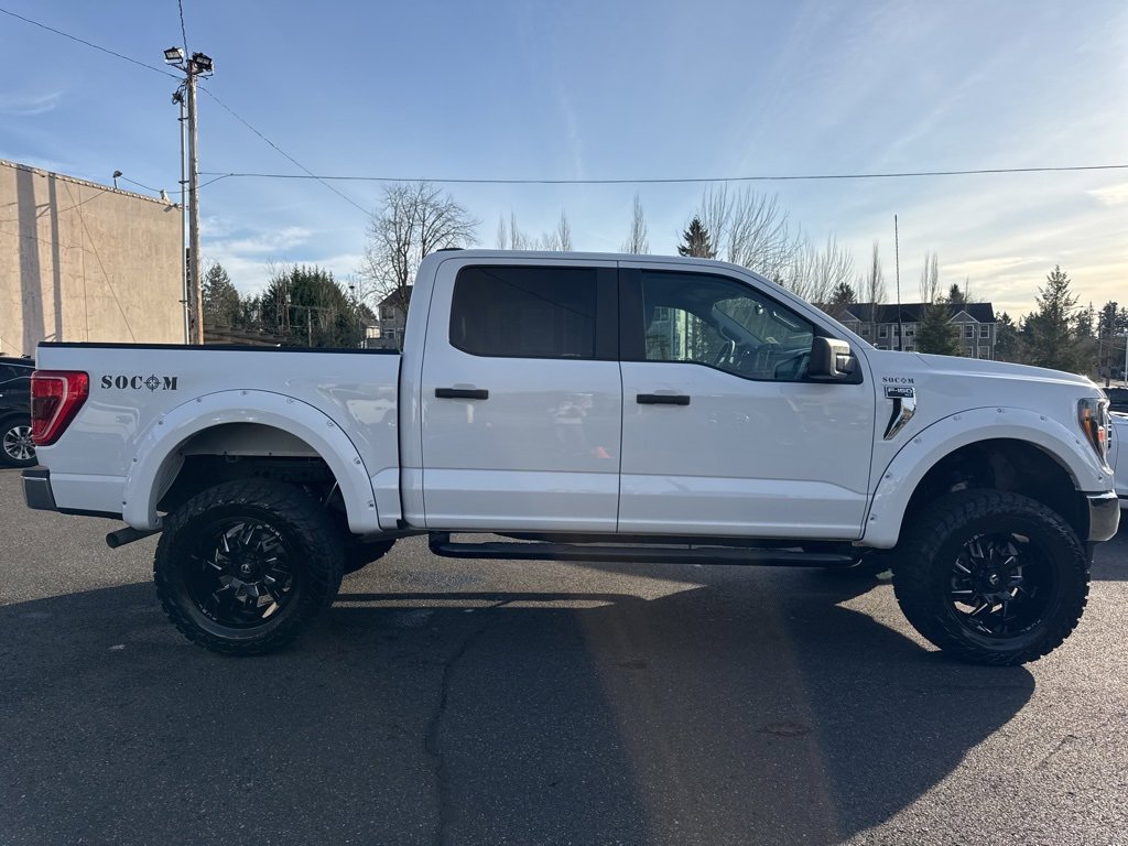 Used 2023 Ford F150 XLT w/ Trailer Tow Package image 8